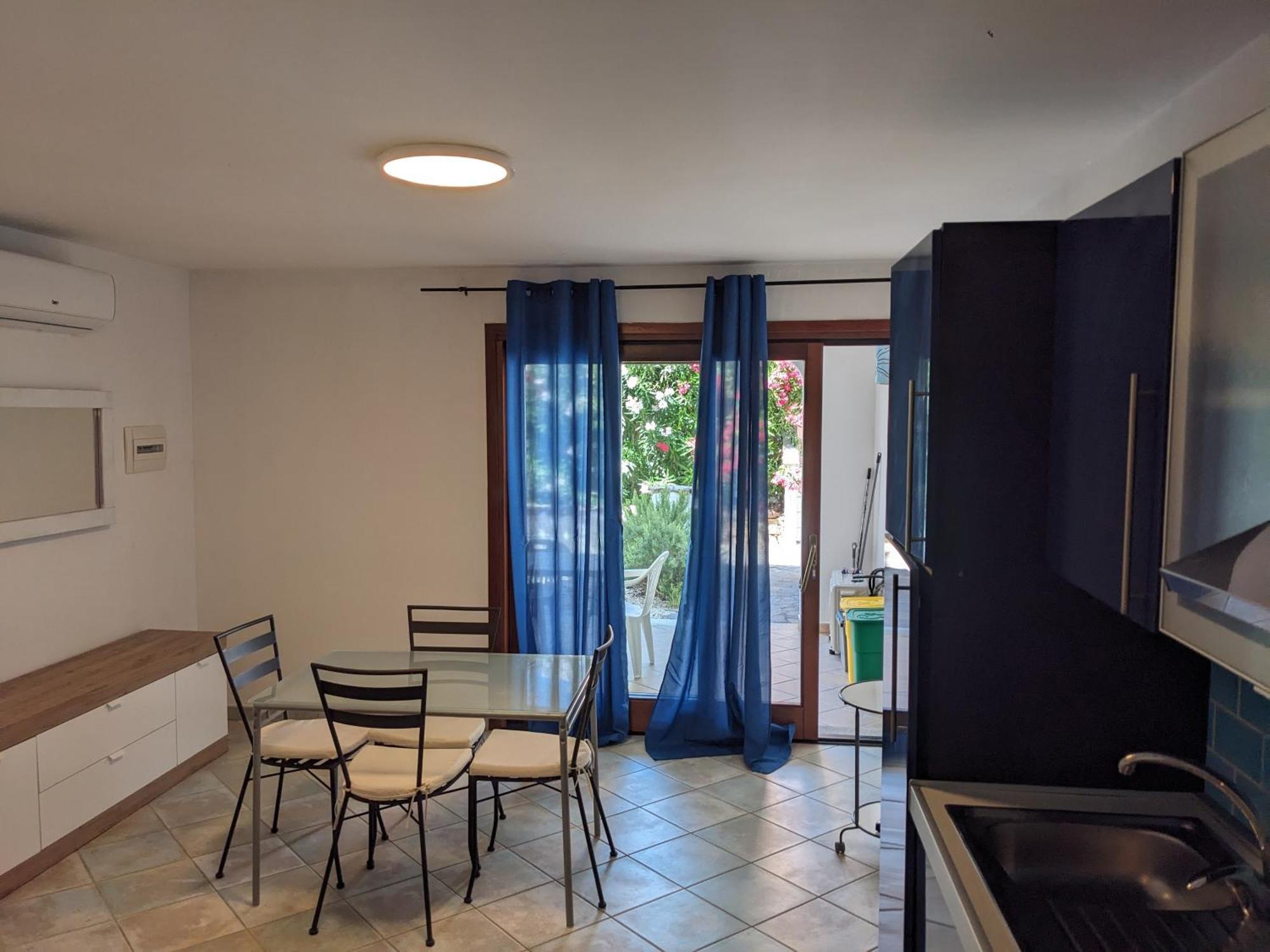 Апарт отель Residenze Il Girasole Гольфо-Аранчи Номер фото